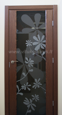 Durys su dekoruotu stiklu iš salono 
"Vituko durys"