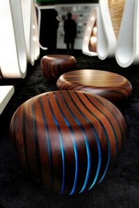 design-of-a-modern-table-bench