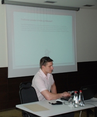 Karolis Pečkauskas (UAB "Klemiškės prekyba") pristatė pranešimą apie šiltus pamatus.