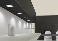METRIS – modernus analogas baldiniams halogeniniams šviestuvams. 
