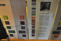 Seminaro klasytojai turėjo galimybę iš arčiau apžiūrėti JUNG ir „Les Couleurs® Ler Corbusier“ pačios inovatyviausios interjero dalies – jungiklio – ekspoziciją.